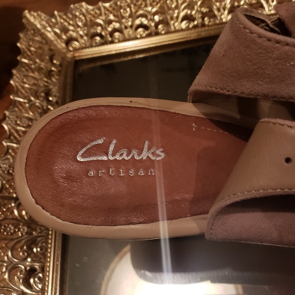 Clark Artisan Wedges EUC - Picture 2 of 7